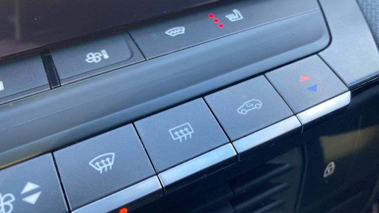 Vauxhall Astra 1.2 Turbo 130 Ultimate 5dr Petrol Hatchback